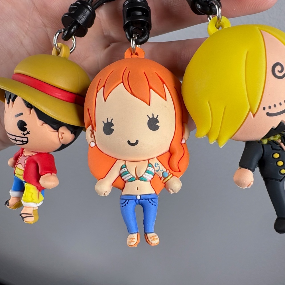 One Piece Characters Keychains (Set of 3) - Picture 3 of 7